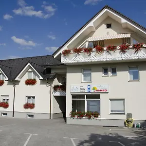 Bed & Breakfast Dezman &